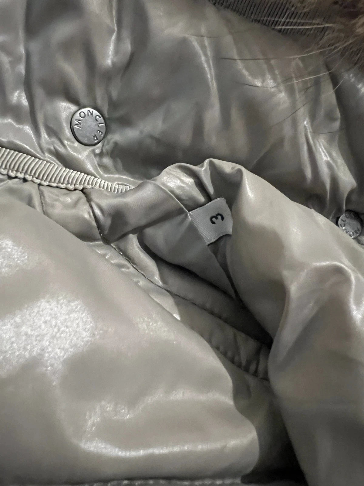 Moncler Armoise Women’s Puffer Jacket