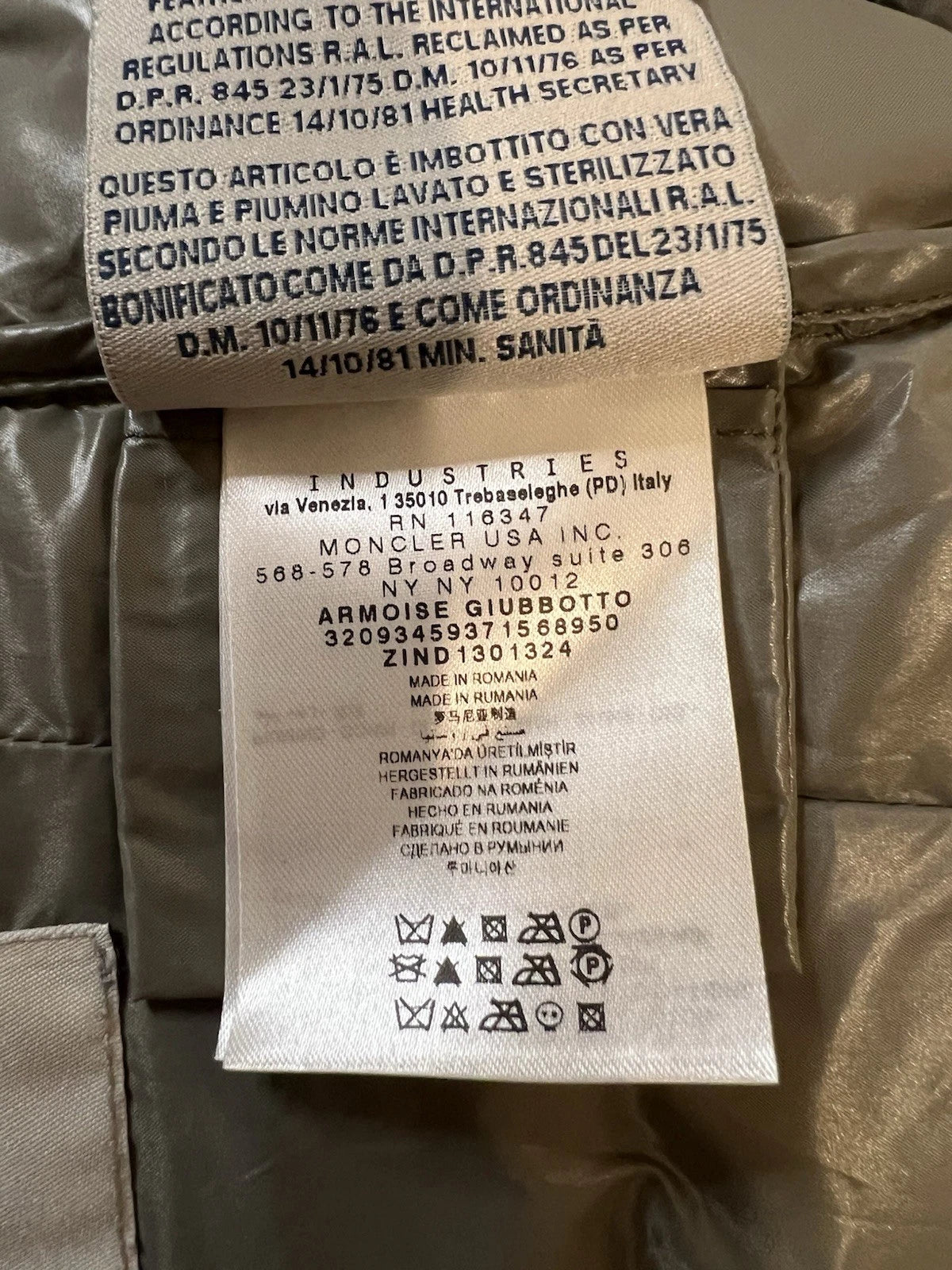 Moncler Armoise Women’s Puffer Jacket